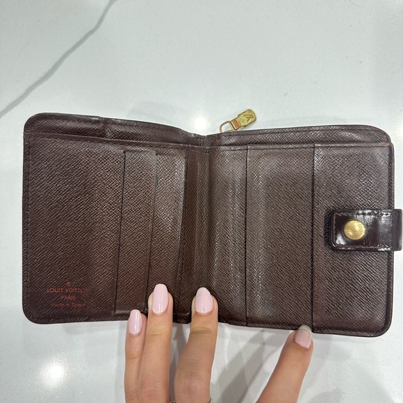 Vintage Louis Vuitton Damier Ebene Compact Zippy Wallet - Picture 8 of 15
